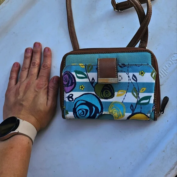 Purse - Picture 2 of 2